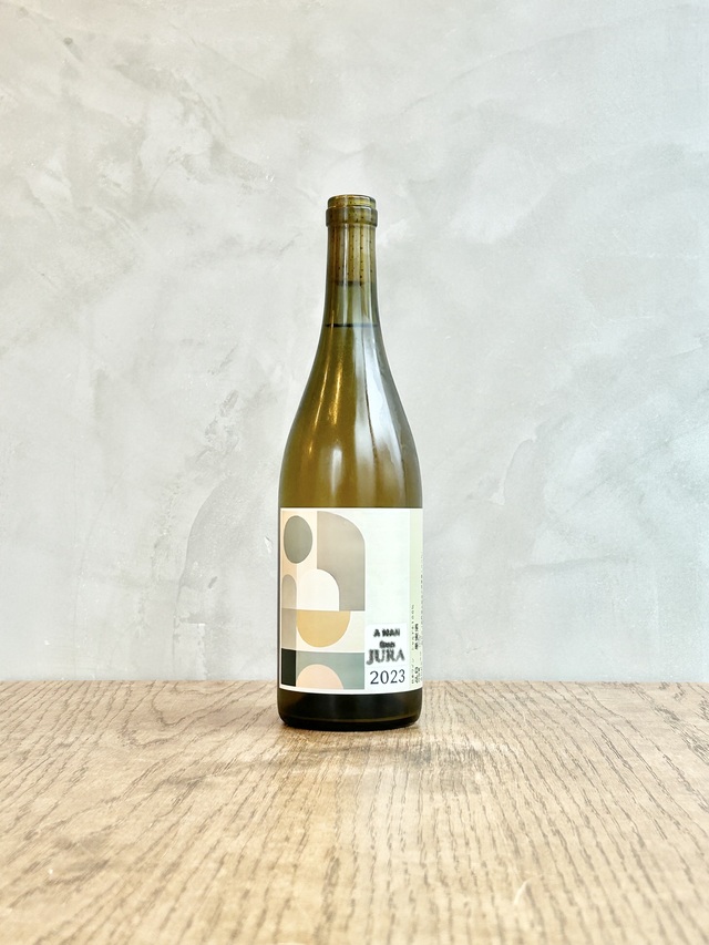 a man from Jura Chardonnay 2023